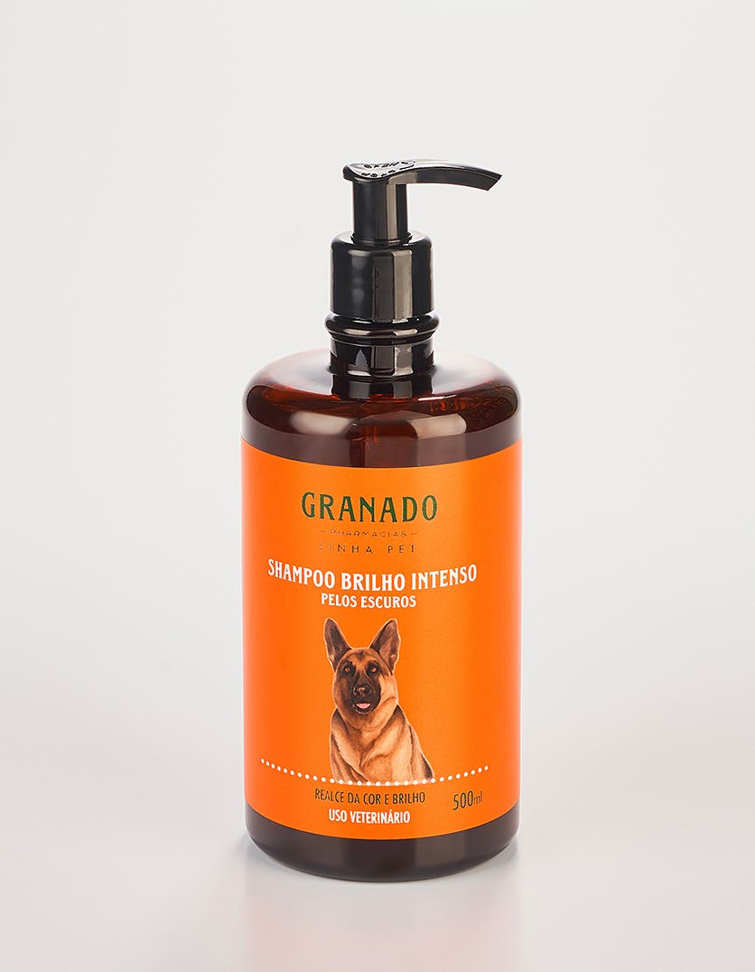 Shampoo Pet Brilho Intenso Pelos Escuros 500ml